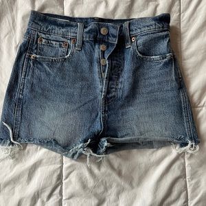 Gap Denim Shorts Women’s Size 2R/26
